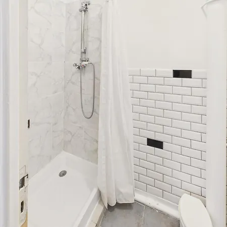 Ferienhaus Grand 11 Pers Avec Piscine Commune & Nature *